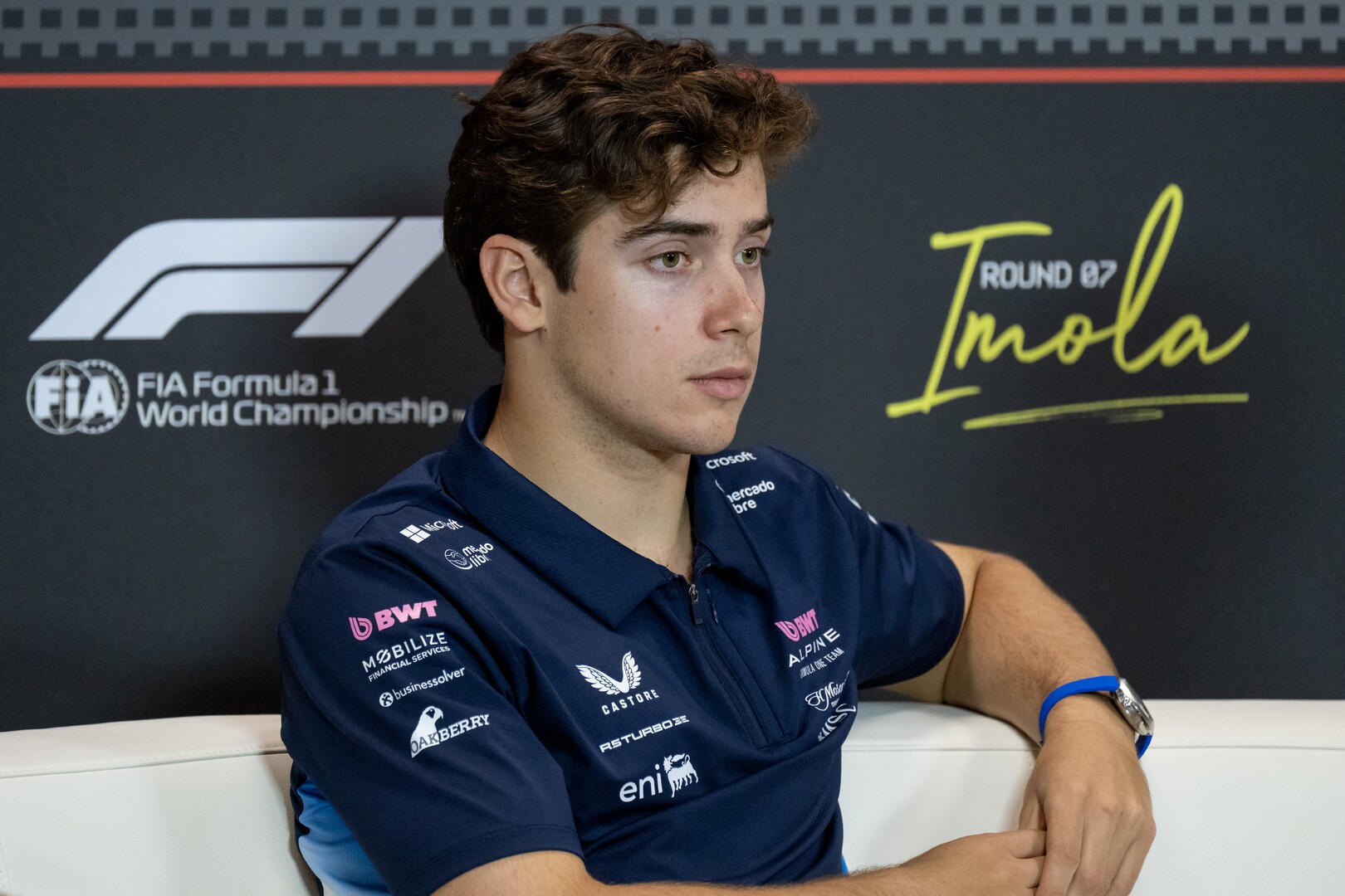 Franco Colapinto, Alpine F1 driver, at a press conference.